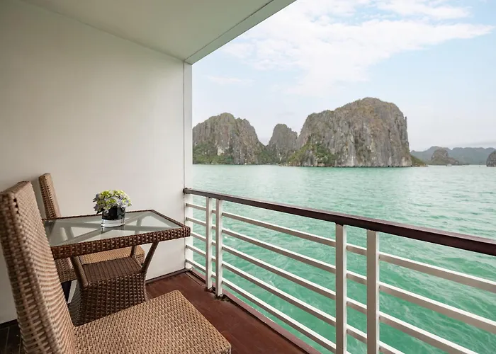 Amanda Premier Cruise Ha Long